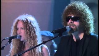 Jeff Lynne  Electric Light Orchestra  “Livin Thing” from the ZOOM Tour Live [upl. by Sadnalor]